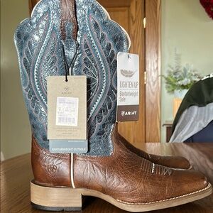 Ariat Two-Tone Cowboy Boots